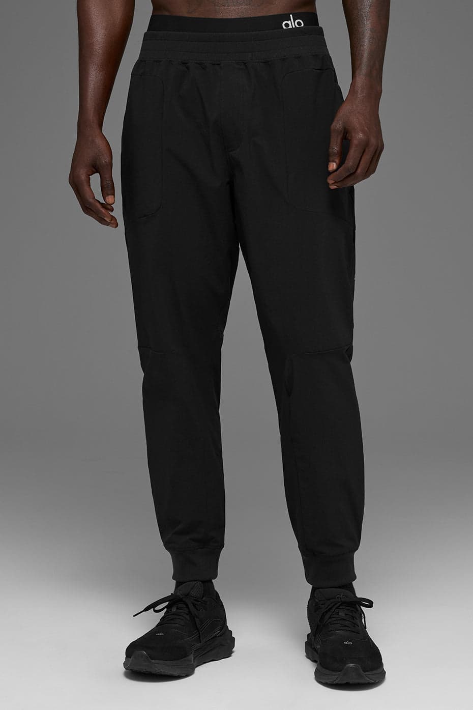 Alo Co-Op Pant in regular black